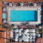 La Jolla Beach & Tennis Club